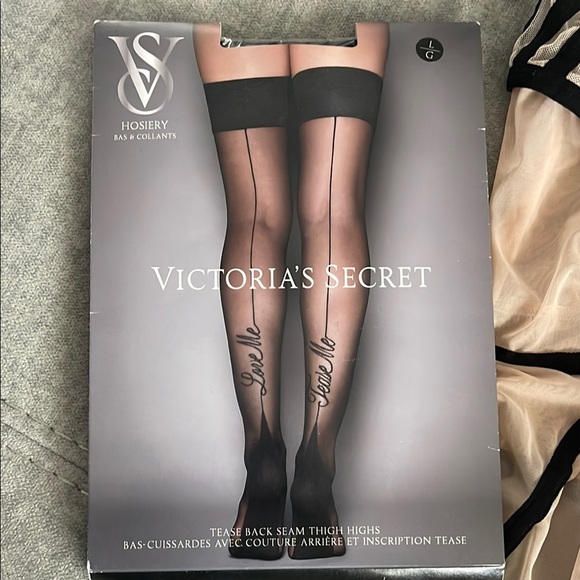 Victoria's Secret Black and Cream Chemise & Thigh High stockings - Picture 2 of 8